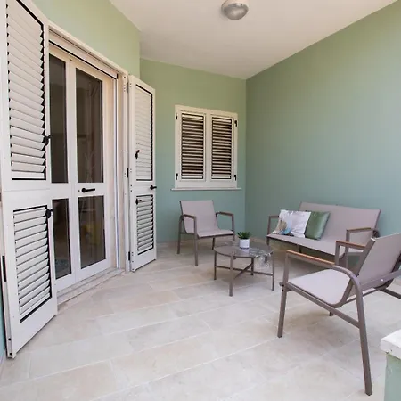 Tamerici1 A 150metri Dai Lidi Di Baia - Apulia Casa vacanze Gallipoli