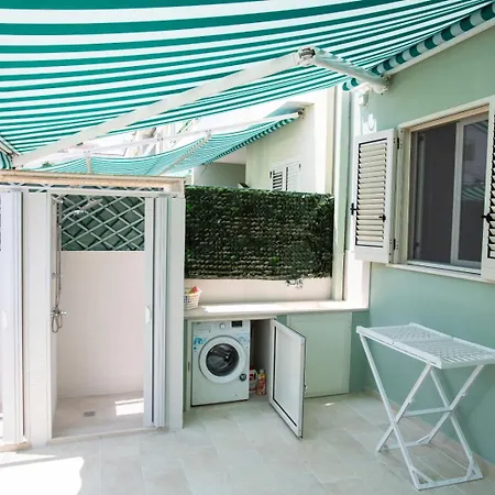 Tamerici1 A 150metri Dai Lidi Di Baia - Apulia Casa vacanze